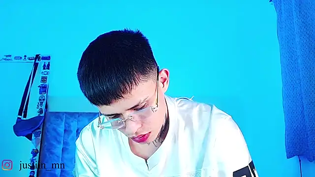 Онлайн чат XXX _justinmoon2