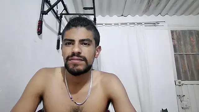 Chat XXX Live JBond007BBC