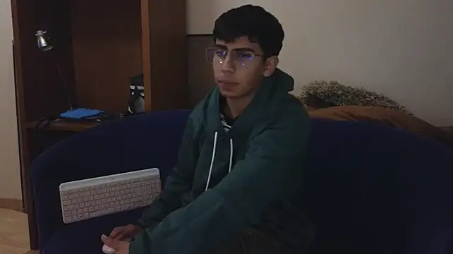 xdarwin33 Live XXX Chat