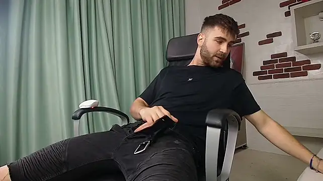 KyloEast – Live XXX-chat