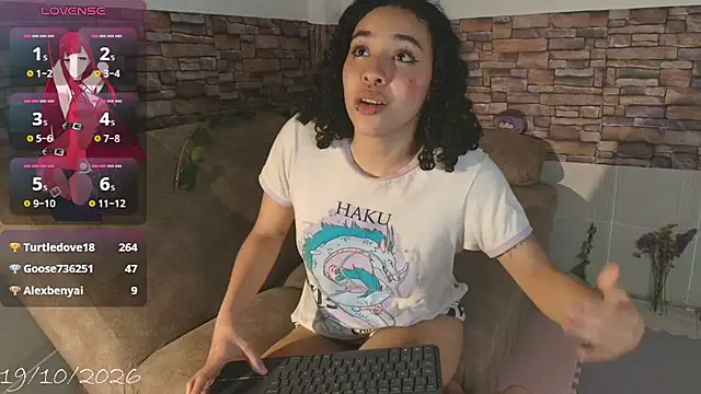 XXX chat uživo modela Dhalila_