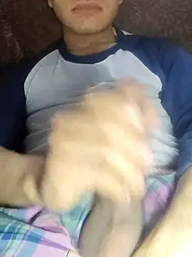 Jayy_033 লাইভ XXX চ্যাট