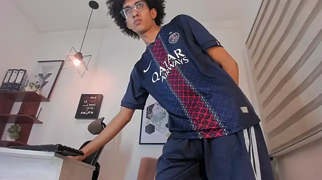 Cj_davis_ élő XXX-chatje