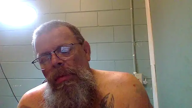 Chat +18 de justm68 ao vivo