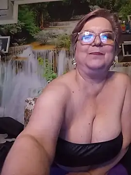 Czat XXX na żywo – QueenPammy1