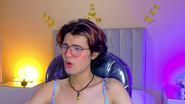 Chatroom XXX en direct de Derek_Sinn