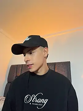 SebastianReed_ 라이브 XXX 채  팅