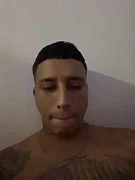 Ttinho Live XXX-Chat