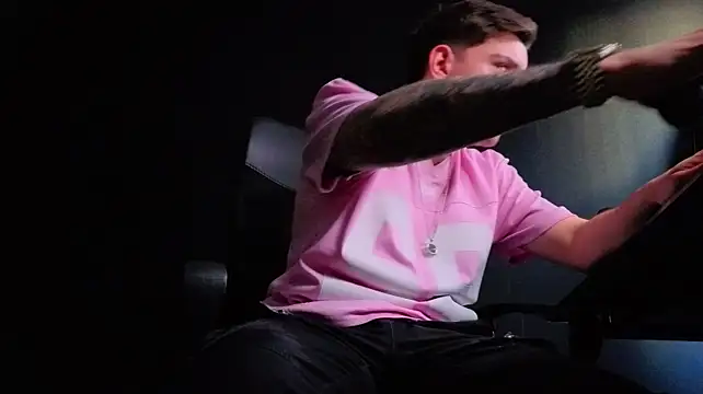 FelixStarkk Live XXX Chat