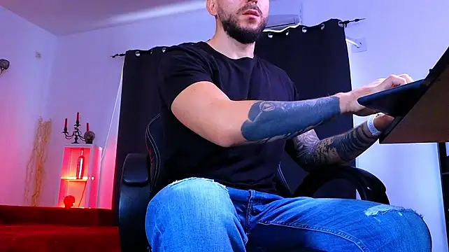 Chat XXX ao vivo de MightyAaron66
