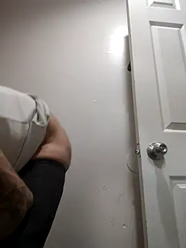 CarlosBigzz Show in webcam