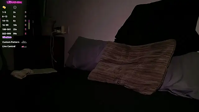 mrj99219 Live XXX-Chat