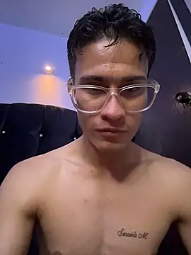 TavoHot_ Live XXX Chat