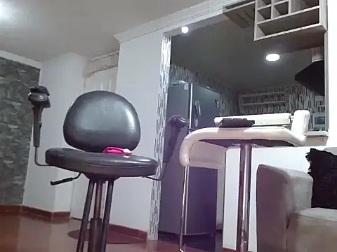 แชท XXX สดของ MikeFetish_01