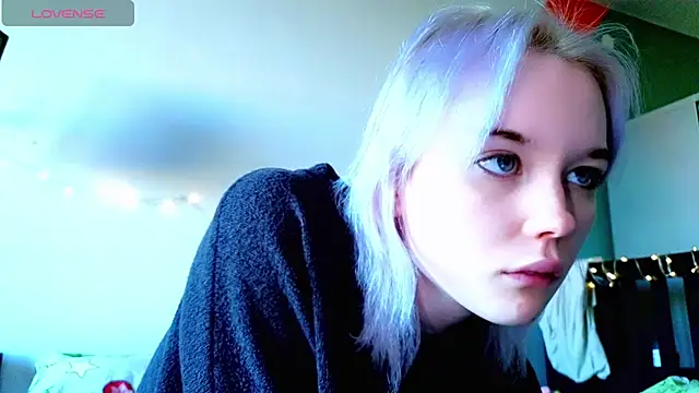 Онлайн чат XXX Kiara_Age