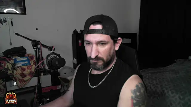 Chat XXX en directo de DevilPup75_