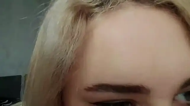IsaWhitton's Live XXX Chat