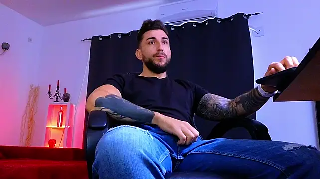 Živý XXX chat MightyAaron66