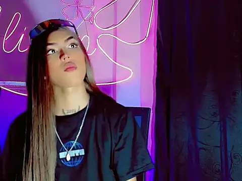 Fernanda_s_ – Live XXX-chat