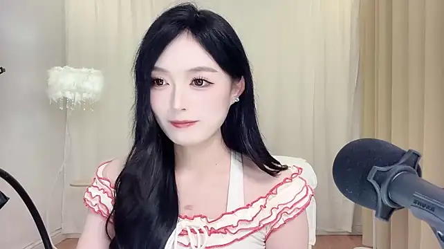LiLy0608 XXX чат на живо