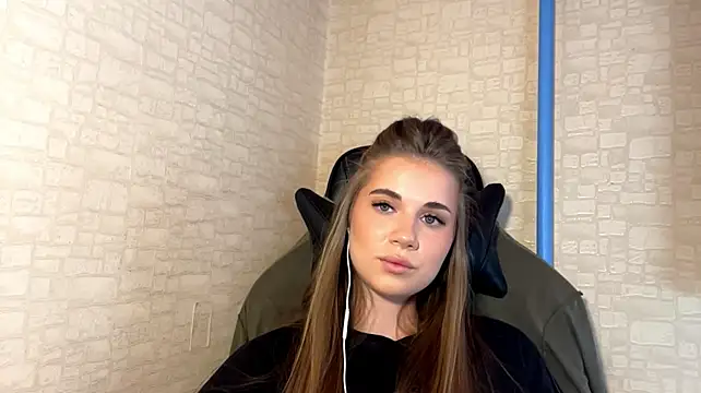 Miss_Blessnyth Live XXX-Chat