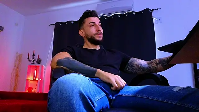 Chatroom XXX en direct de MightyAaron66