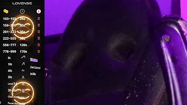 XXX chat uživo modela Max-prada