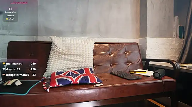 rusbigpaul's Live XXX Chat