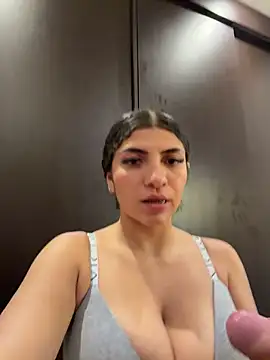 Chat +18 de arieel__722 ao vivo