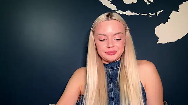 NakitaSavely's Live XXX Chat