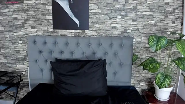 Chat XXX en directo de jhoan_evanss