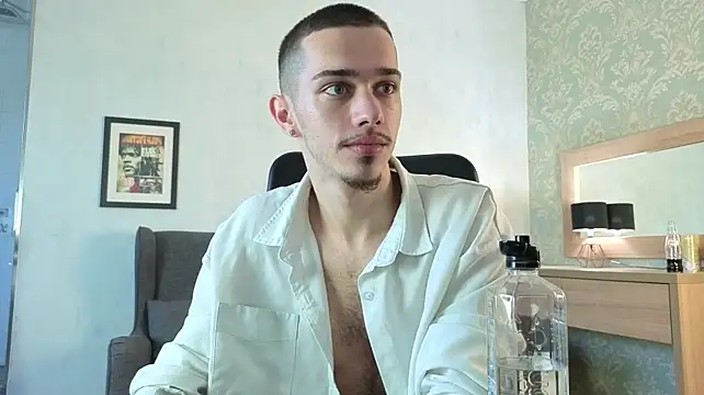 XXX chat uživo modela KaydenDrew