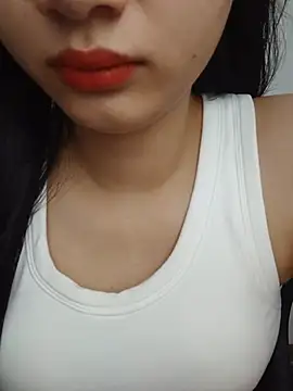 צ'אט XXX בשידור חי של Linda_x2
