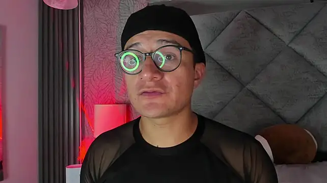 Chat +18 de Hassbyd ao vivo