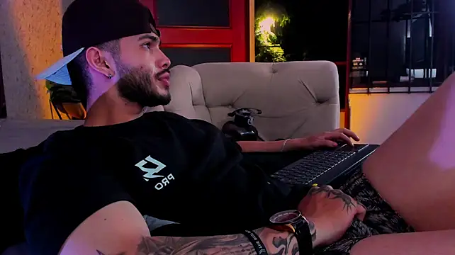 XXX chat uživo modela Vincentblack
