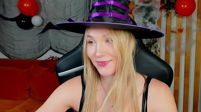 XXX chat uživo modela ElaraVoltage