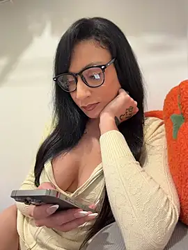 Chat XXX en directo de FerrariFrench