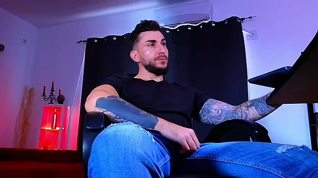 แชท XXX สดของ MightyAaron66
