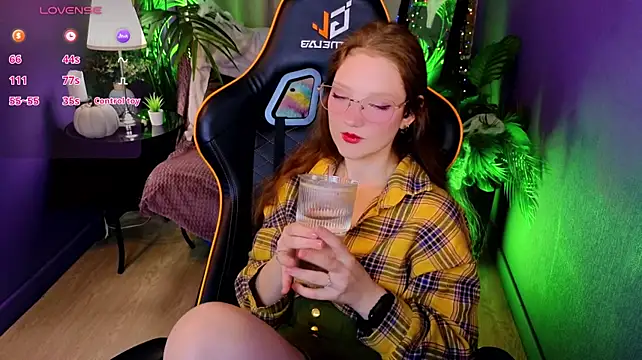 Your_lilith_'s Live XXX Chat
