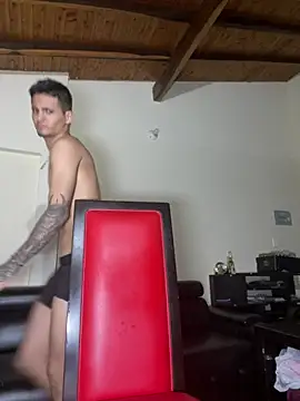 צ'אט XXX בשידור חי של Aaronsexroom