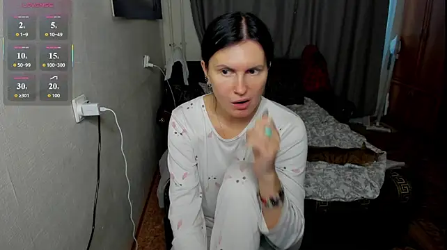 monica__elder: απευθείας συνομιλία ΧΧΧ