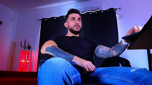 צ'אט XXX בשידור חי של MightyAaron66