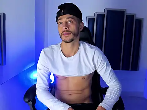 Damiam_23's Live XXX Chat