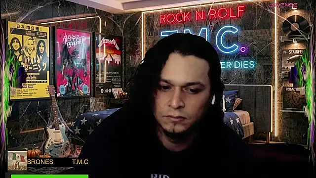 chino_roz Chat XXX live
