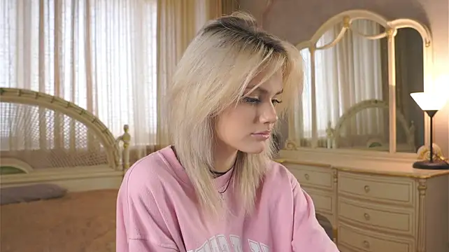 Živý XXX chat MercedezTimbs