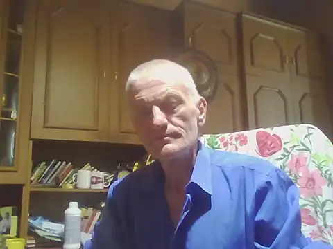 Chat +18 de 1973teacher ao vivo