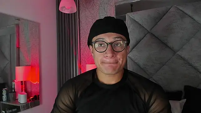 Hassbyd live XXX chat