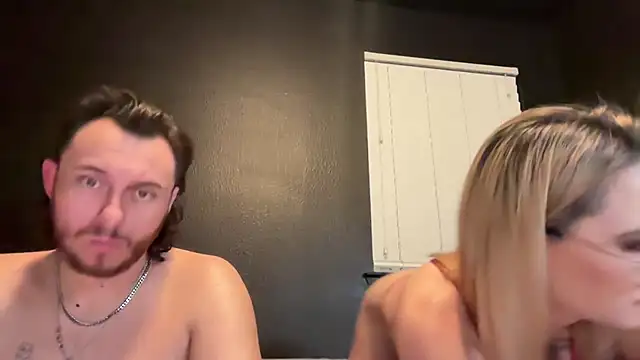 hungandcloudy Live XXX Chat