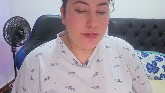 JANNAH_MARTINEZ: онлайн-секс-чат