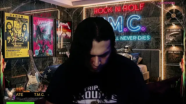 chino_roz Chat XXX live